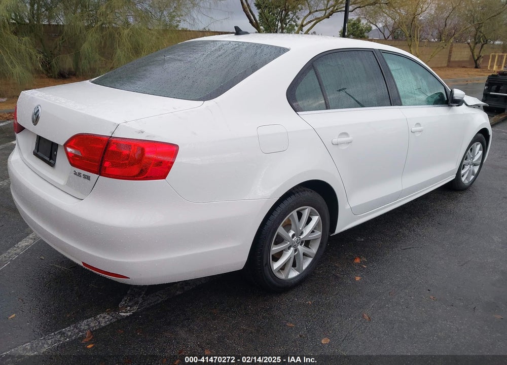 2013 VOLKSWAGEN JETTA 2.5L SE VIN: 3VWDP7AJ8DM252415