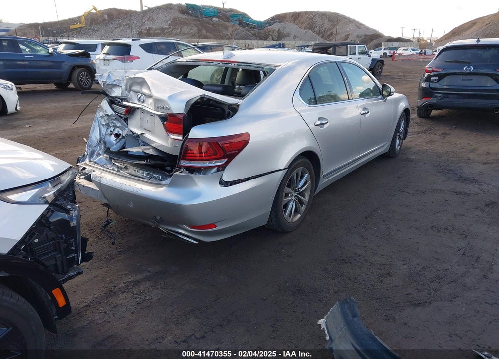 2014 LEXUS LS 460 VIN: JTHCL5EF8E5021833
