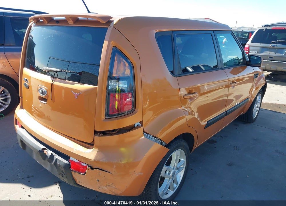 2011 KIA SOUL VIN: KNDJT2A23B7299100
