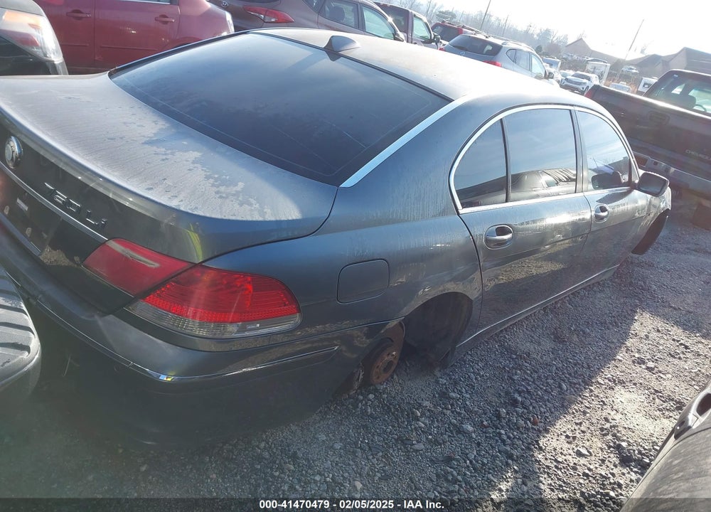 2006 BMW 750LI VIN: WBAHN83566DT27821