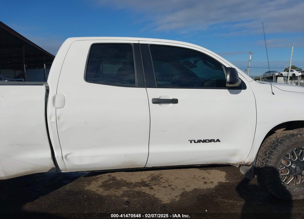 2011 TOYOTA TUNDRA GRADE 4.6L V8 VIN: 5TFUM5F15BX016448