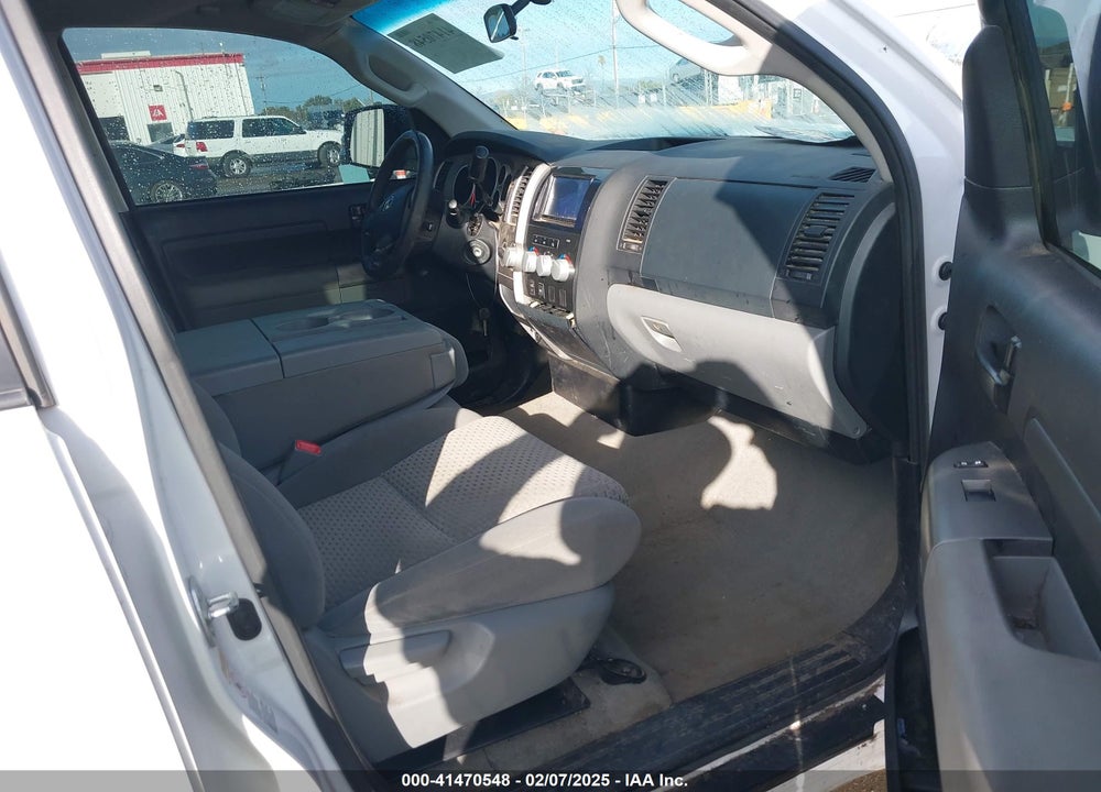 2011 TOYOTA TUNDRA GRADE 4.6L V8 VIN: 5TFUM5F15BX016448