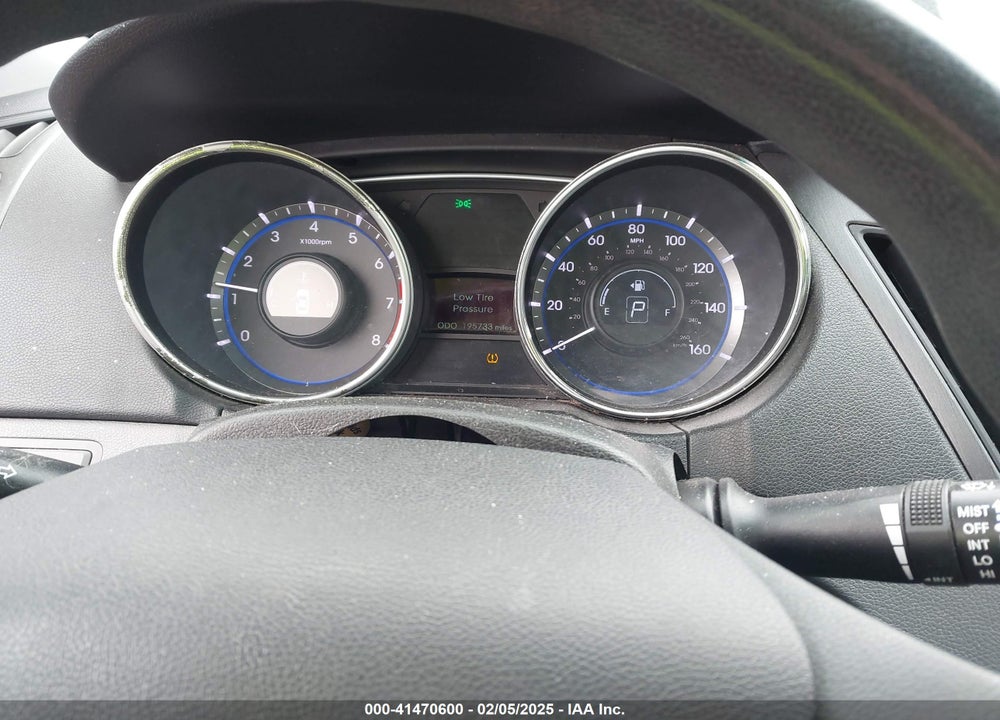 2011 HYUNDAI SONATA VIN: 5NPEB4AC4BH050518