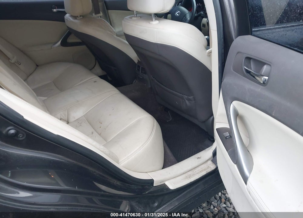 2010 LEXUS IS 250 VIN: JTHBF5C21A2100002
