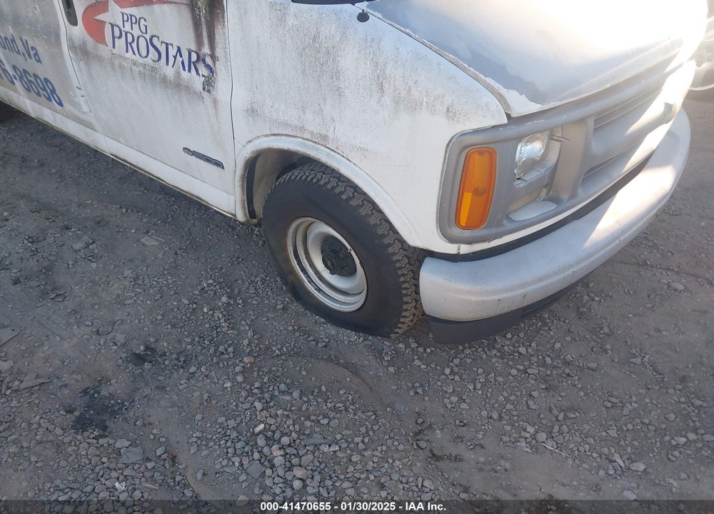 1999 CHEVROLET EXPRESS VIN: 1GCFG15W3X1126429