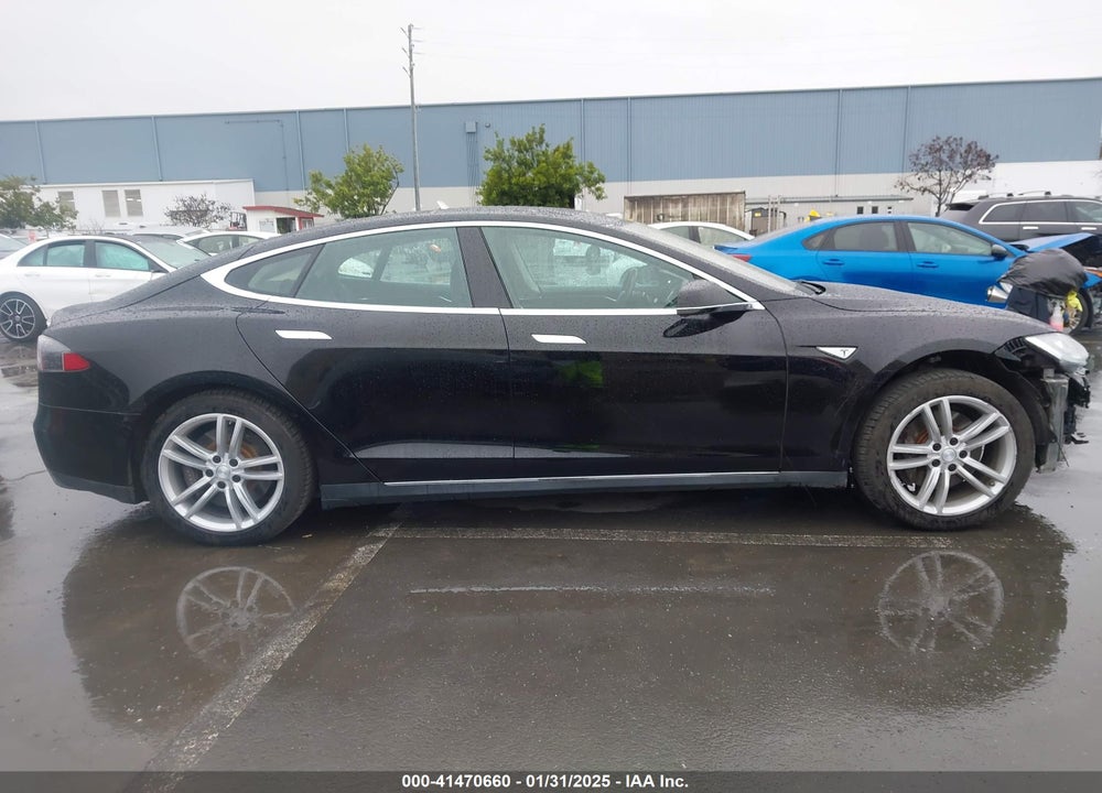 2013 TESLA MODEL S VIN: 5YJSA1CN0DFP20053