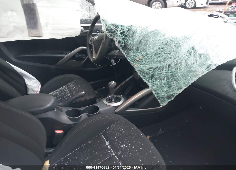 2016 HYUNDAI VELOSTER VIN: KMHTC6AD5GU272776
