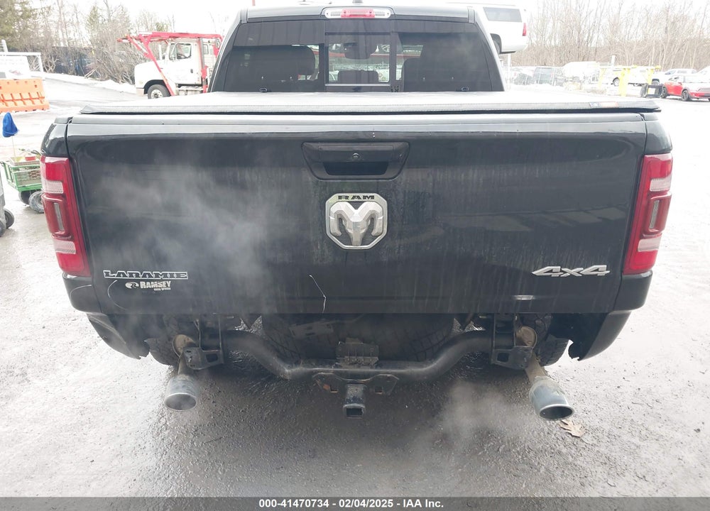 2021 RAM 1500 LAIE  4X4 5'7 BOX VIN: 1C6SRFJT7MN810395