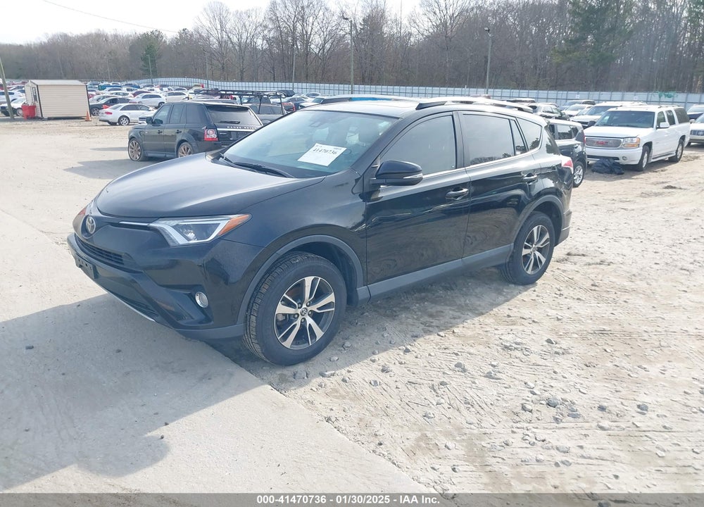2018 TOYOTA RAV4 VIN: 2T3WFREV8JW425545