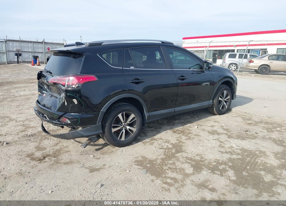2018 TOYOTA RAV4 VIN: 2T3WFREV8JW425545