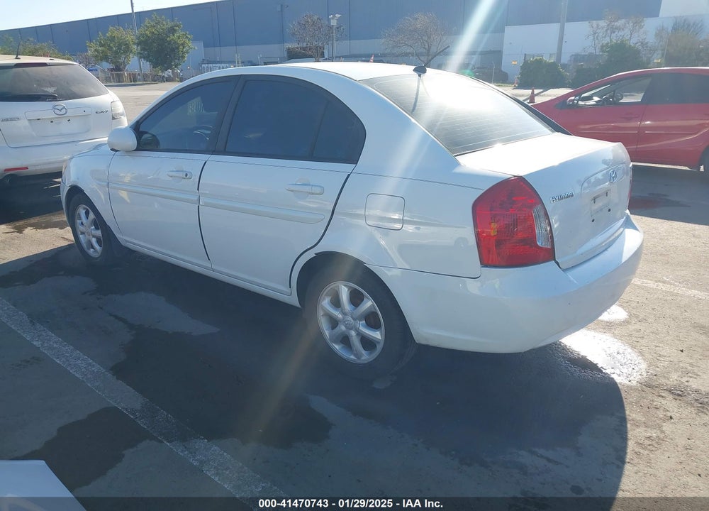 2008 HYUNDAI ACCENT GLS VIN: KMHCN46CX8U175282