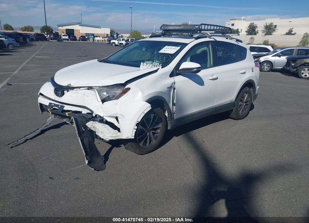 2018 TOYOTA RAV4 HYBRID XLE VIN: JTMRJREV2JD169623