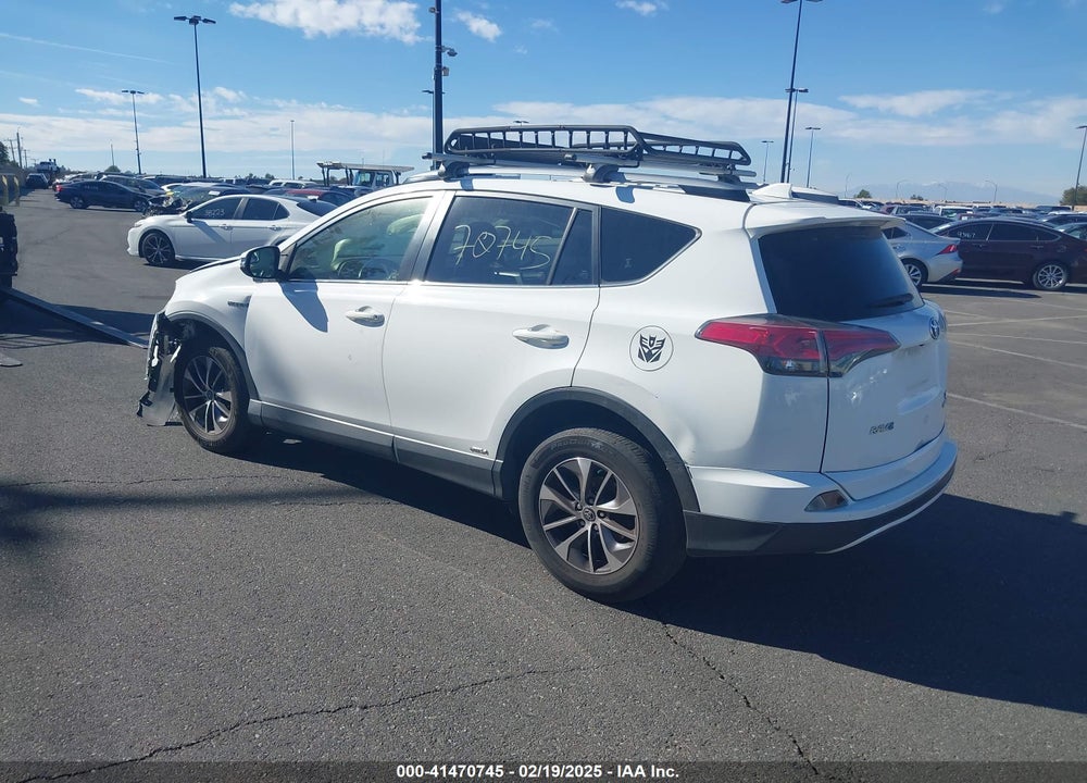 2018 TOYOTA RAV4 HYBRID XLE VIN: JTMRJREV2JD169623