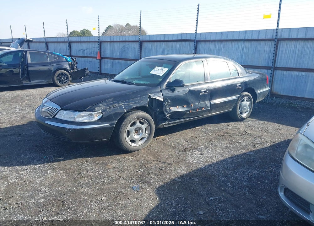 2001 LINCOLN CONTINENTAL VIN: 1LNHM97V41Y716010