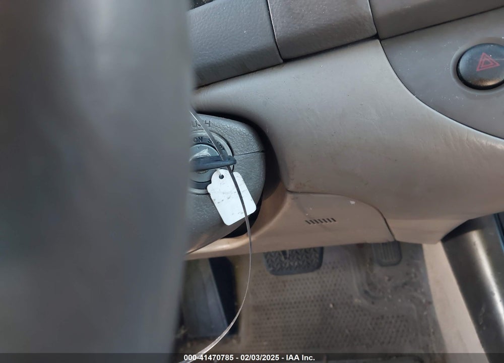 2004 TOYOTA CAMRY LE VIN: 4T1BE32K64U881856
