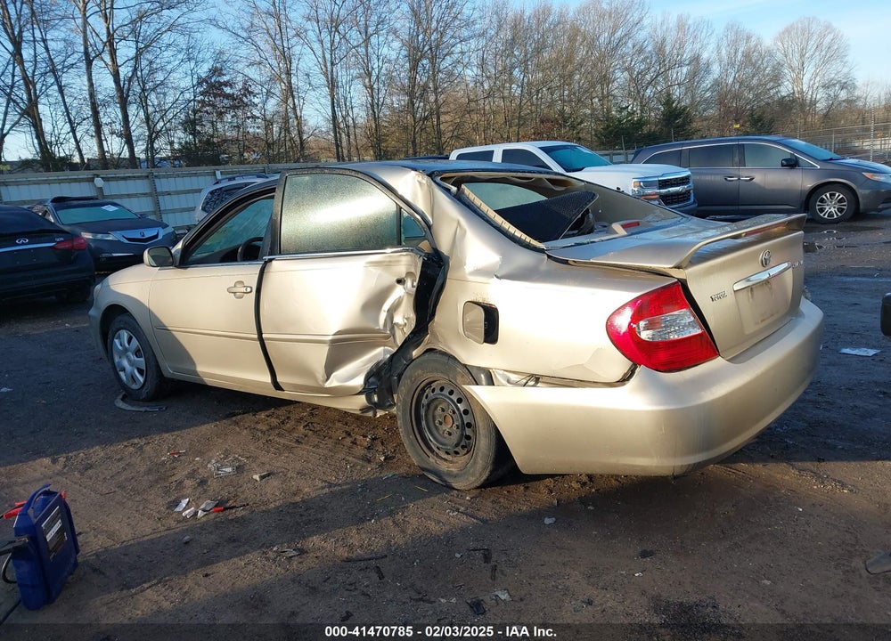 2004 TOYOTA CAMRY LE VIN: 4T1BE32K64U881856