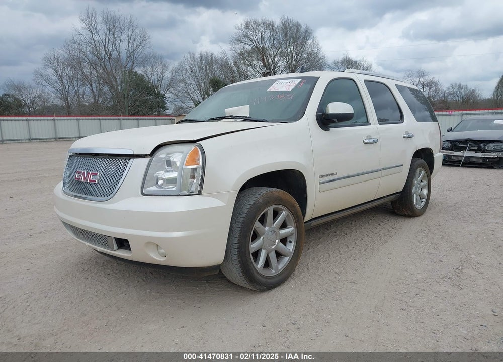 2012 GMC YUKON DENALI VIN: 1GKS1EEF2CR315077