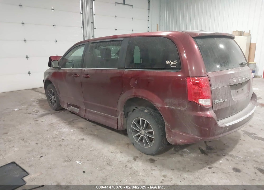 2018 DODGE GRAND CARAVAN VIN: 2C4RDGEG1JR329324
