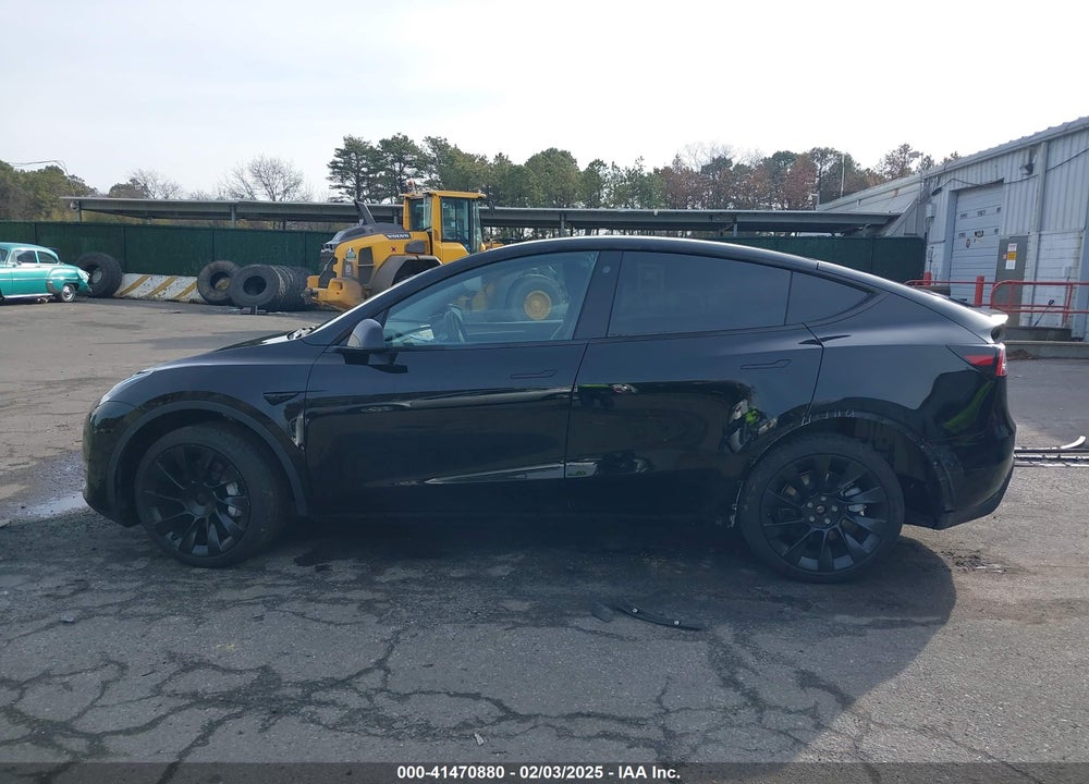 2023 TESLA MODEL Y AWD/LONG RANGE DUAL MOTOR ALL-WHEEL DRIVE VIN: 7SAYGDEE8PA127763