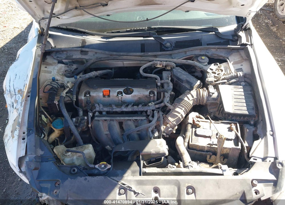 2011 HONDA ACCORD VIN: 1HGCP2F77BA009785