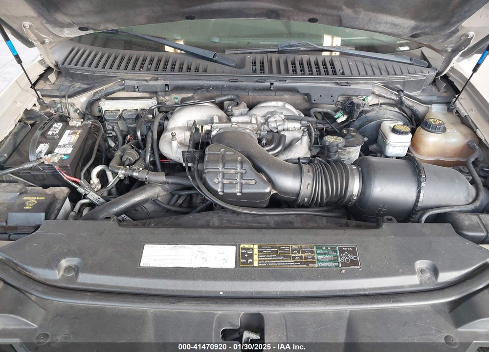 2004 LINCOLN NAVIGATOR VIN: 5LMFU28R34LJ15279