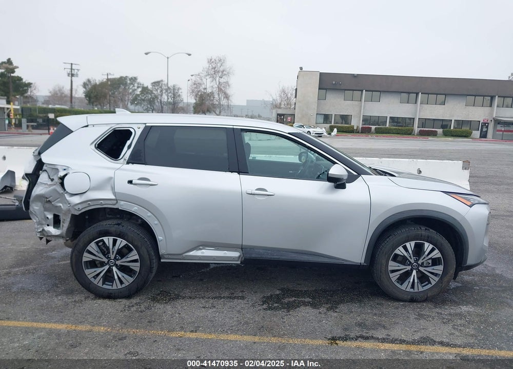 2021 NISSAN ROGUE VIN: 5N1AT3BA5MC720008