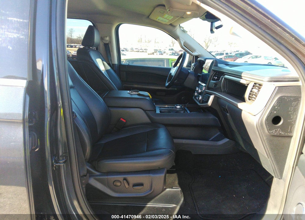 2024 FORD EXPEDITION XLT VIN: 1FMJU1H80REA24450