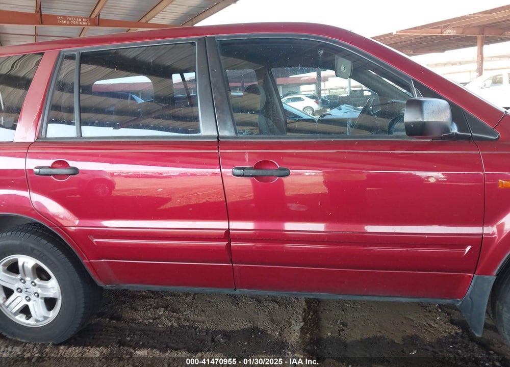2006 HONDA PILOT LX VIN: 2HKYF18156H527029