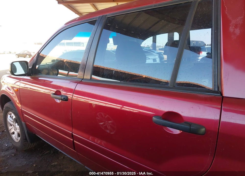 2006 HONDA PILOT LX VIN: 2HKYF18156H527029