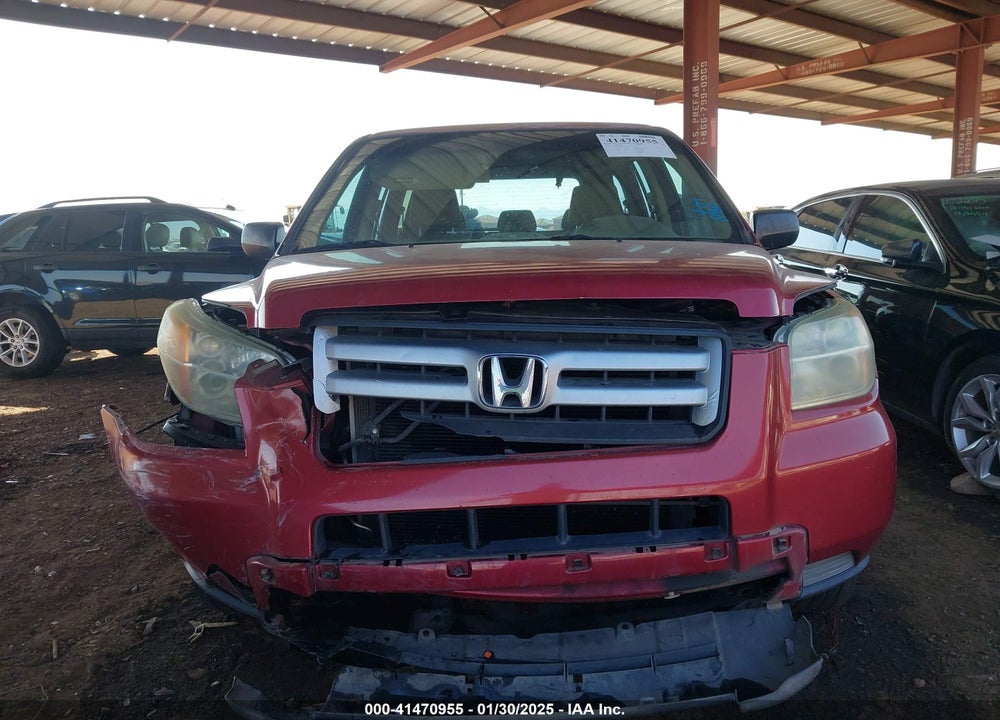 2006 HONDA PILOT LX VIN: 2HKYF18156H527029