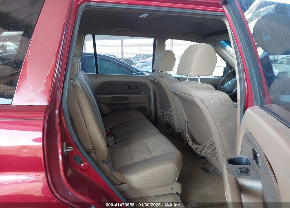 2006 HONDA PILOT LX VIN: 2HKYF18156H527029