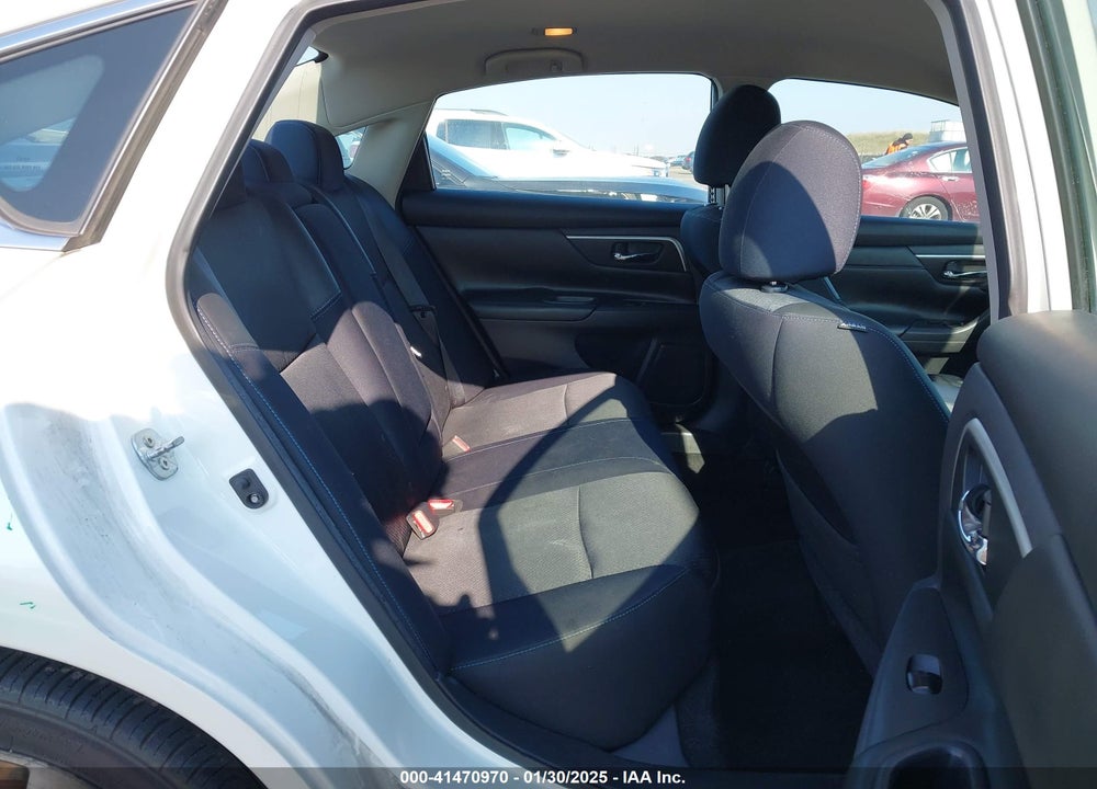 2016 NISSAN ALTIMA VIN: 1N4AL3AP7GC255820