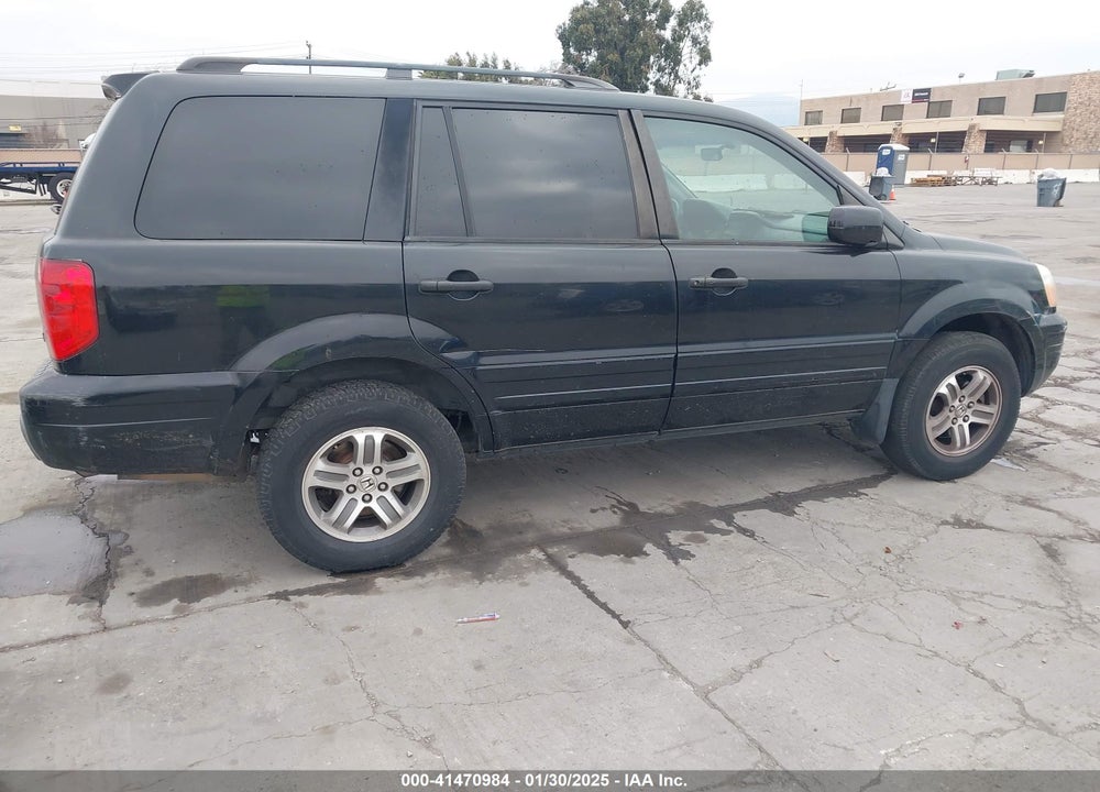 2005 HONDA PILOT EX VIN: 2HKYF18465H531082