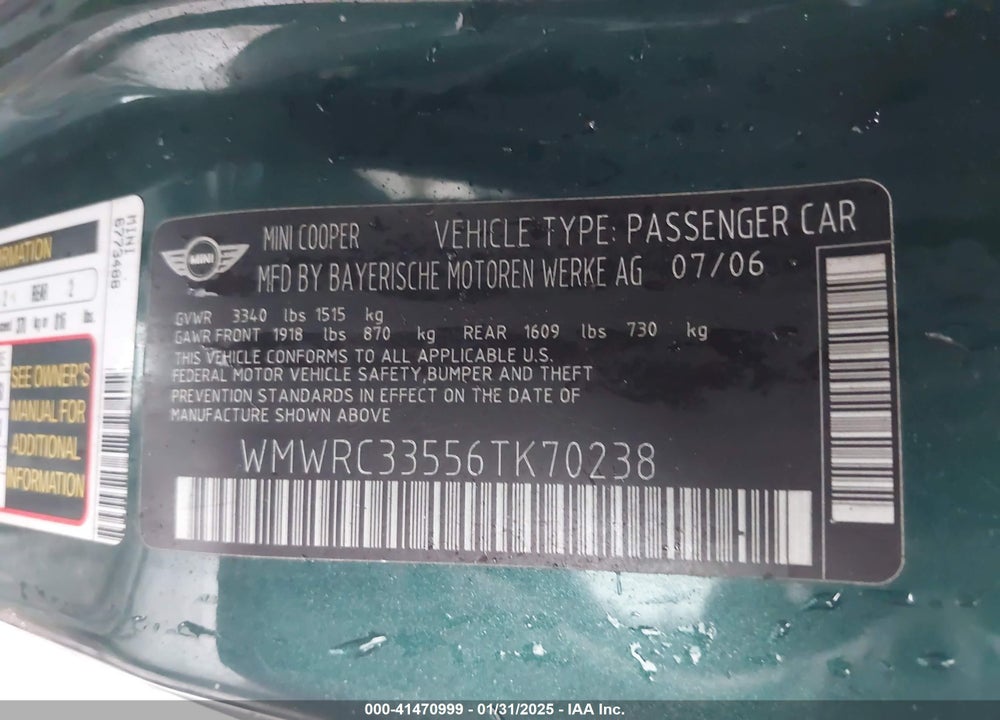 2006 MINI COOPER VIN: WMWRC33556TK70238