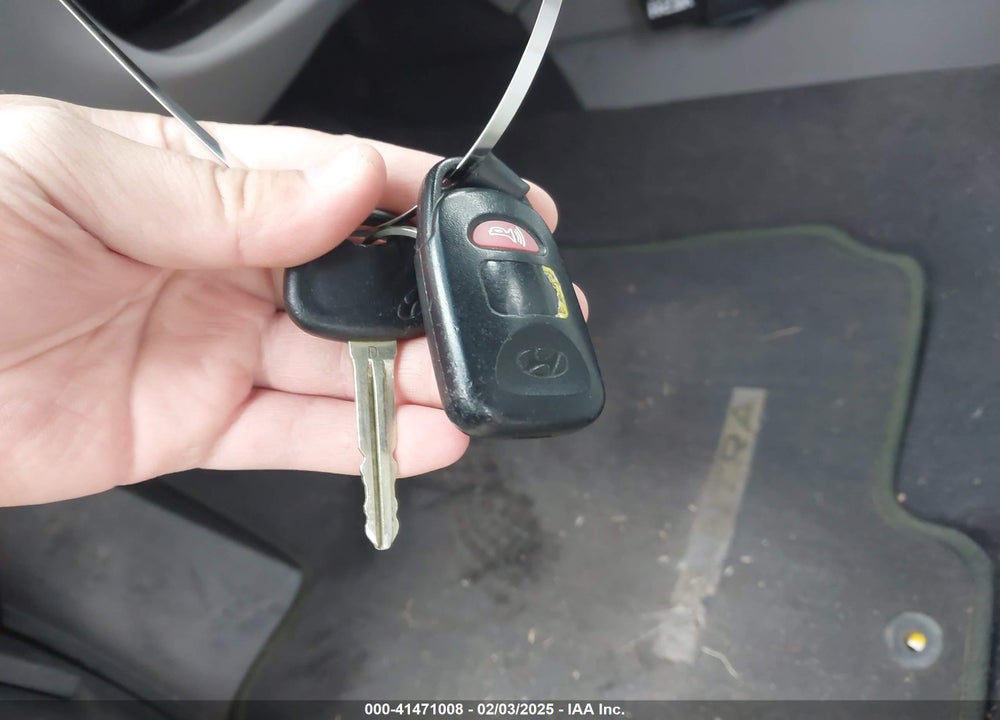 2008 HYUNDAI ELANTRA GLS/SE VIN: KMHDU46D48U426376