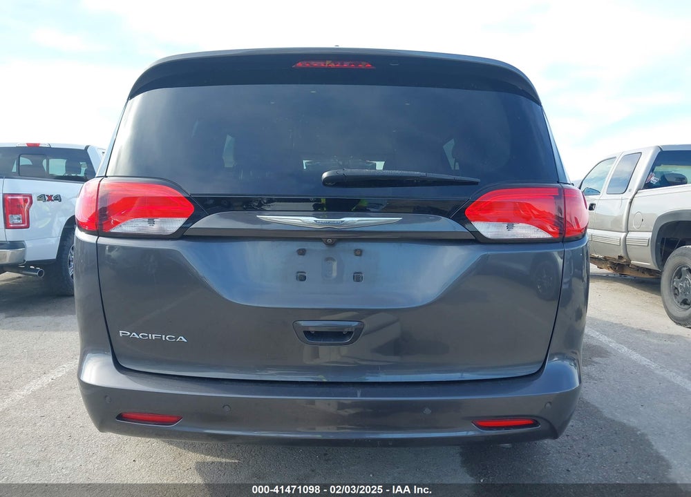 2017 CHRYSLER PACIFICA TOURING VIN: 2C4RC1DG1HR521631