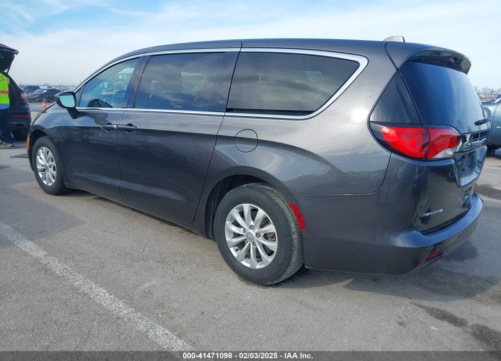 2017 CHRYSLER PACIFICA TOURING VIN: 2C4RC1DG1HR521631