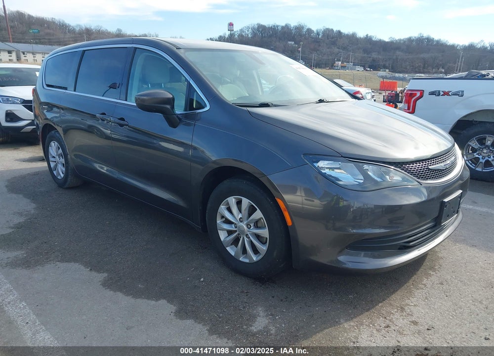 2017 CHRYSLER PACIFICA TOURING VIN: 2C4RC1DG1HR521631