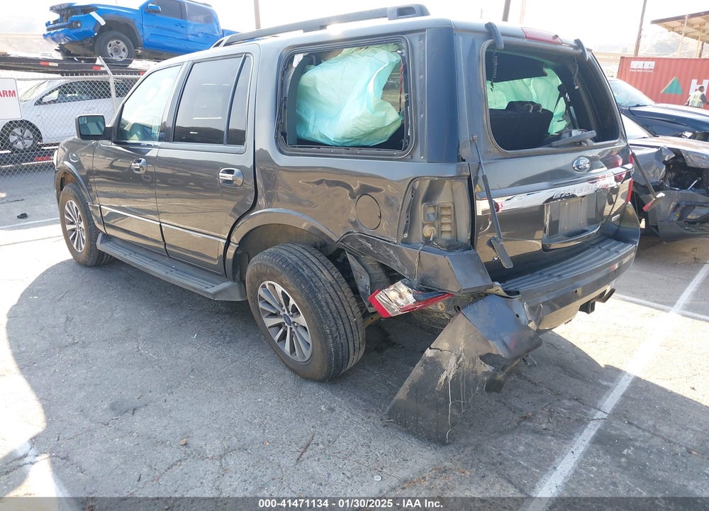2016 FORD EXPEDITION XLT VIN: 1FMJU1JT5GEF53405