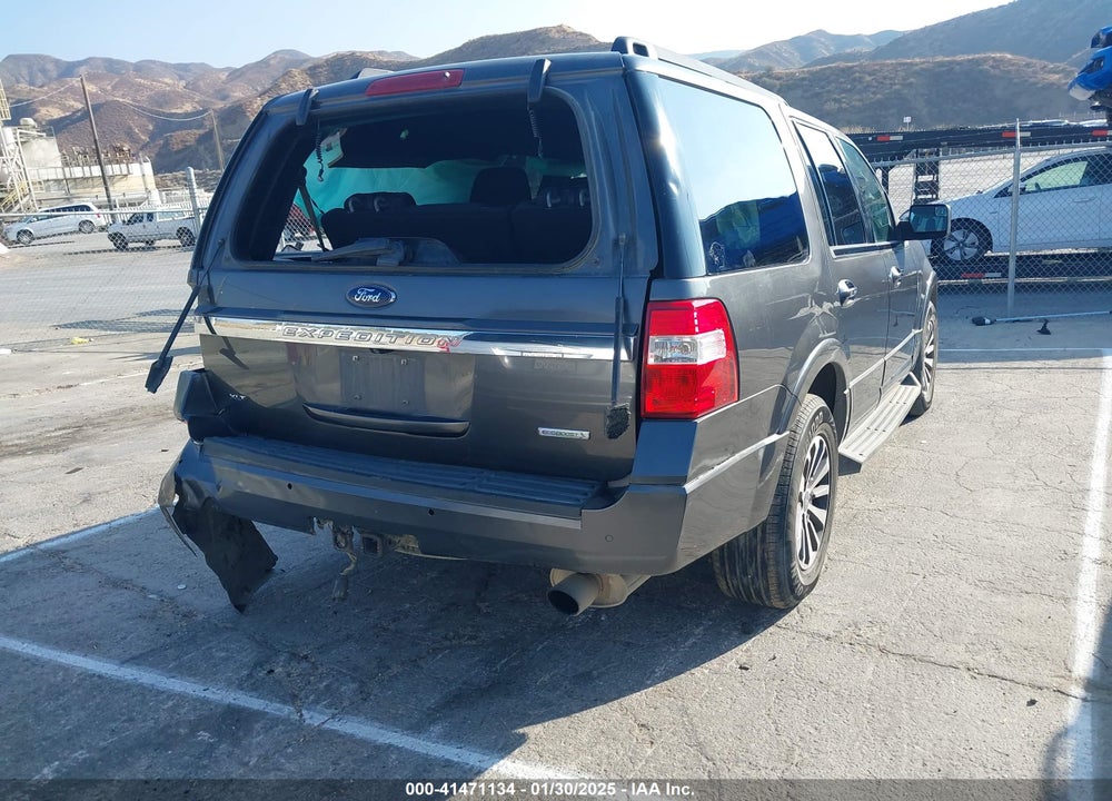 2016 FORD EXPEDITION XLT VIN: 1FMJU1JT5GEF53405