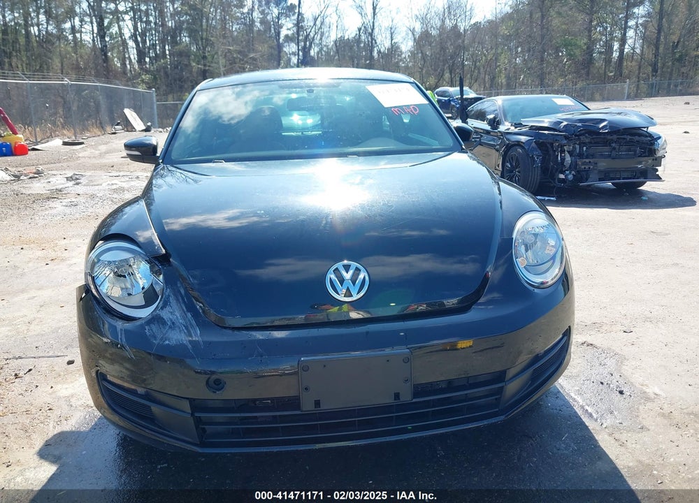 2014 VOLKSWAGEN BEETLE VIN: 3VWJ07AT5EM657058