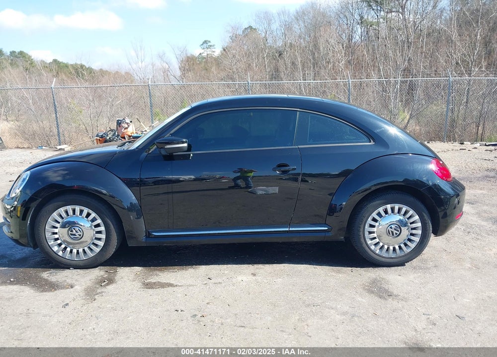 2014 VOLKSWAGEN BEETLE VIN: 3VWJ07AT5EM657058