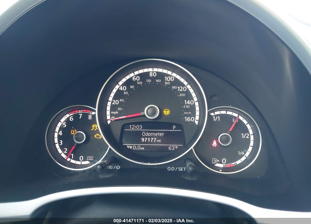 2014 VOLKSWAGEN BEETLE VIN: 3VWJ07AT5EM657058