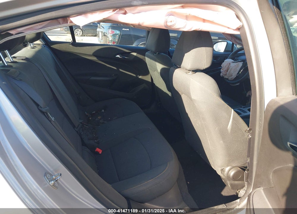 2018 CHEVROLET CRUZE VIN: 1G1BC5SM5J7108581