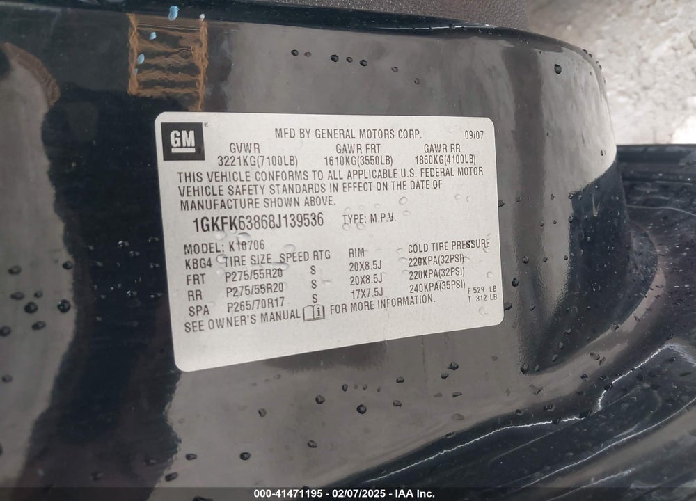 2008 GMC YUKON DENALI VIN: 1GKFK63868J139536