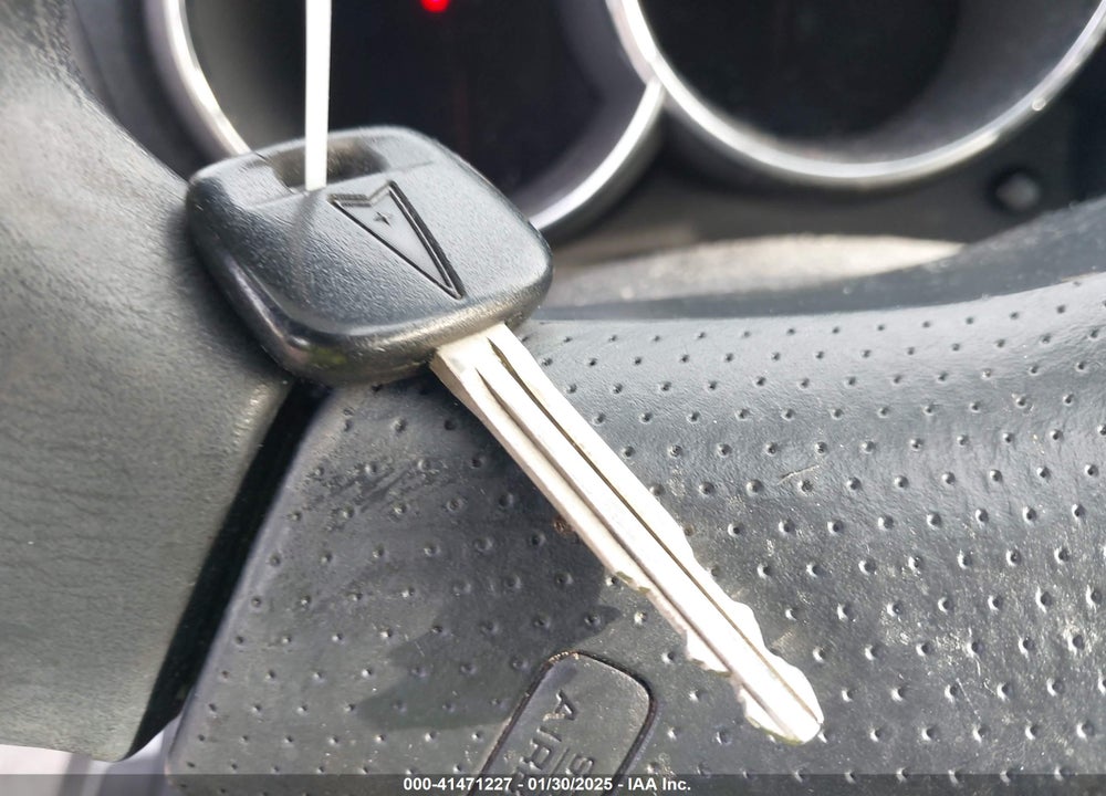 2008 PONTIAC VIBE VIN: 5Y2SL65858Z411435