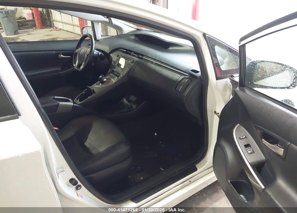 2015 TOYOTA PRIUS VIN: JTDKN3DU0F0420357