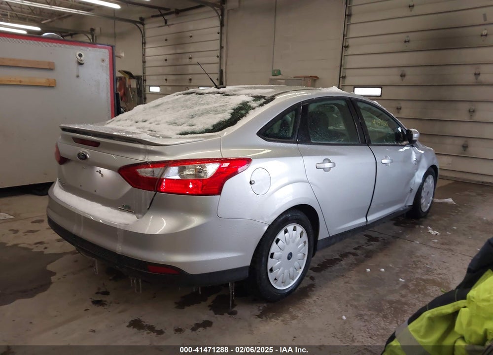 2014 FORD FOCUS SE VIN: 1FADP3F24EL188993