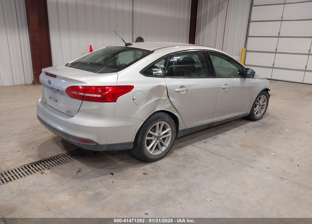 2015 FORD FOCUS VIN: 1FADP3F22FL334387