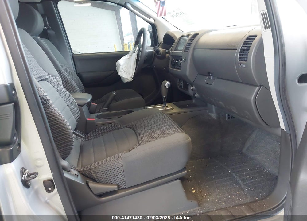 2005 NISSAN FRONTIER SE VIN: 1N6AD06W15C440798